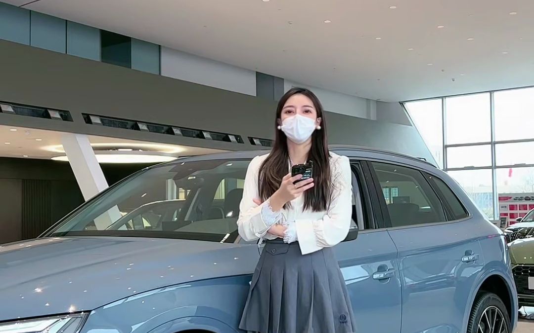 抖音车模丝袜女主播直播卖车 #高跟鞋