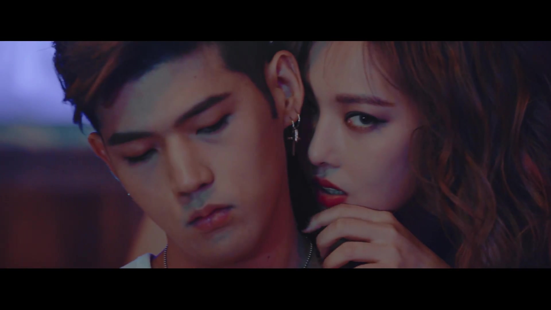 [图]KARD - You In Me - MV + 舞台