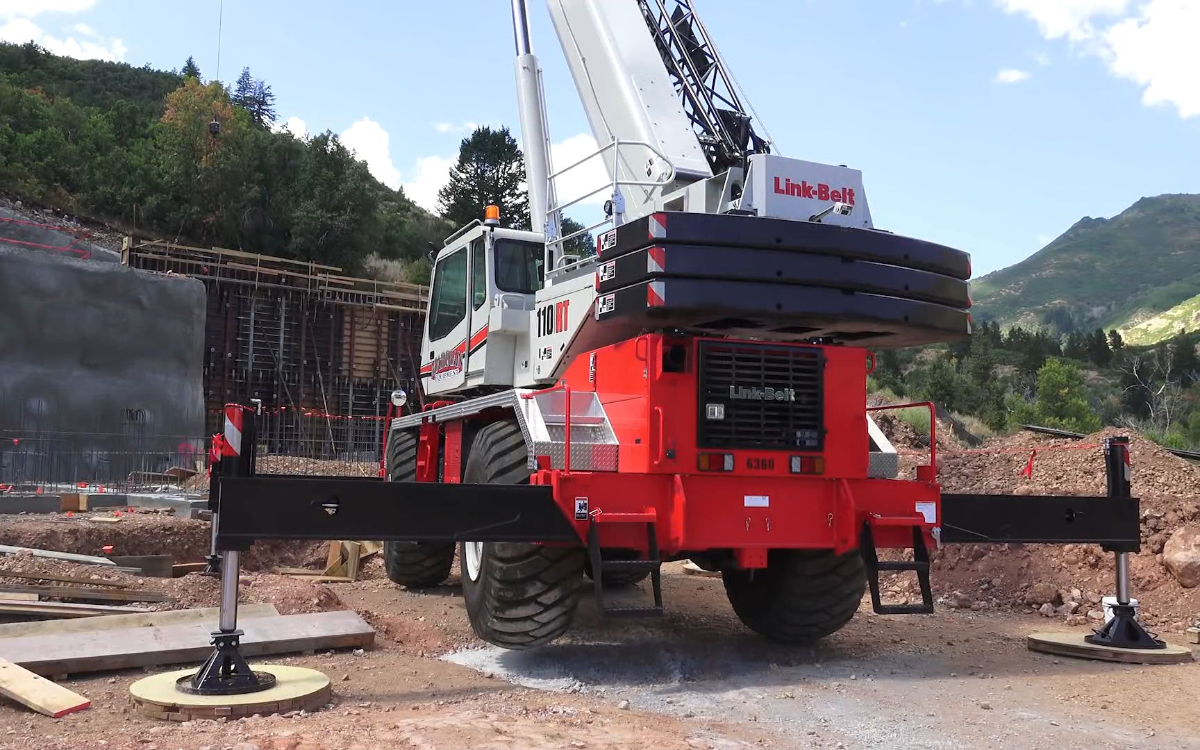 林克贝特 link-belt 110rt越野吊起重机