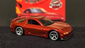 下载视频: 【展示-AOO】风火轮RLC 1993马自达RX-7展示