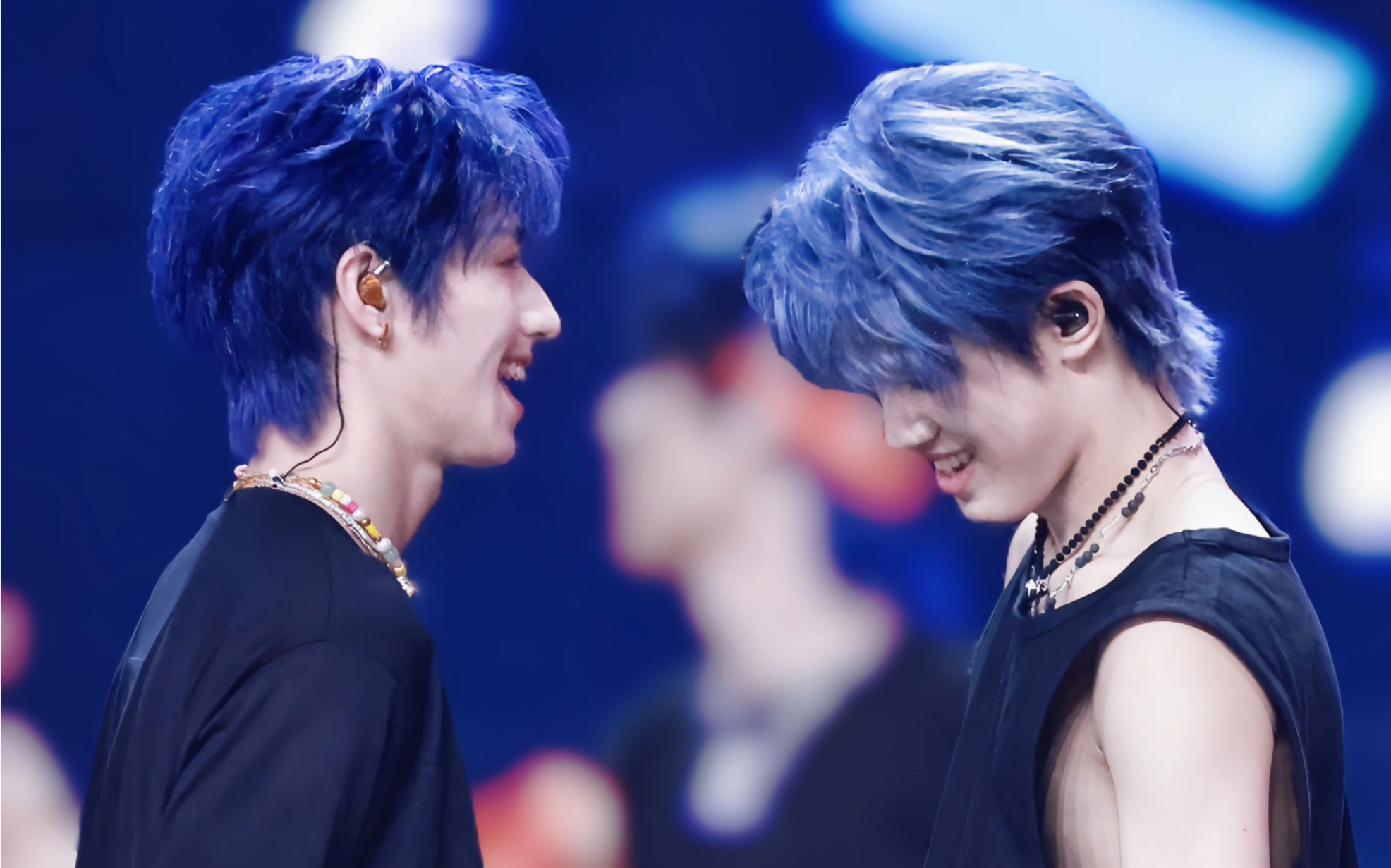 【极志|志极】尊嘟 爱会从大白牙露出来!