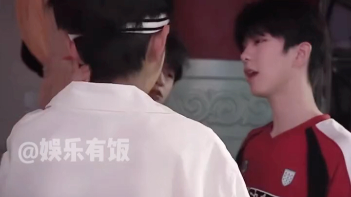 #tf家族四代 又是感天动地的“绝美兄弟情”#王浩 #汪浚熙 #张函瑞 #杨博文哔哩哔哩bilibili