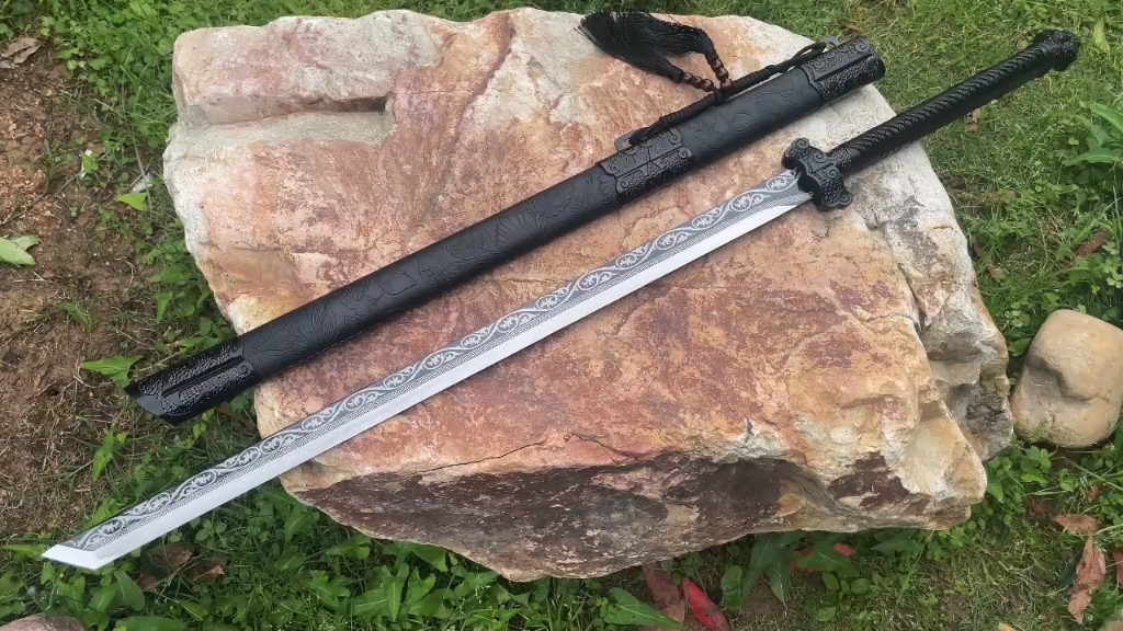 黑魄寒光刃,户外必备