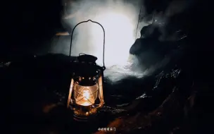 Descargar video: 广东露营| 天然硫磺 野温泉 露营 坐标：河源贝岭温泉 无痕露营，请把垃圾带走该片区！！！ 野地，大家要好好爱护 当天一直小雨，温泉水温大概80-90度。