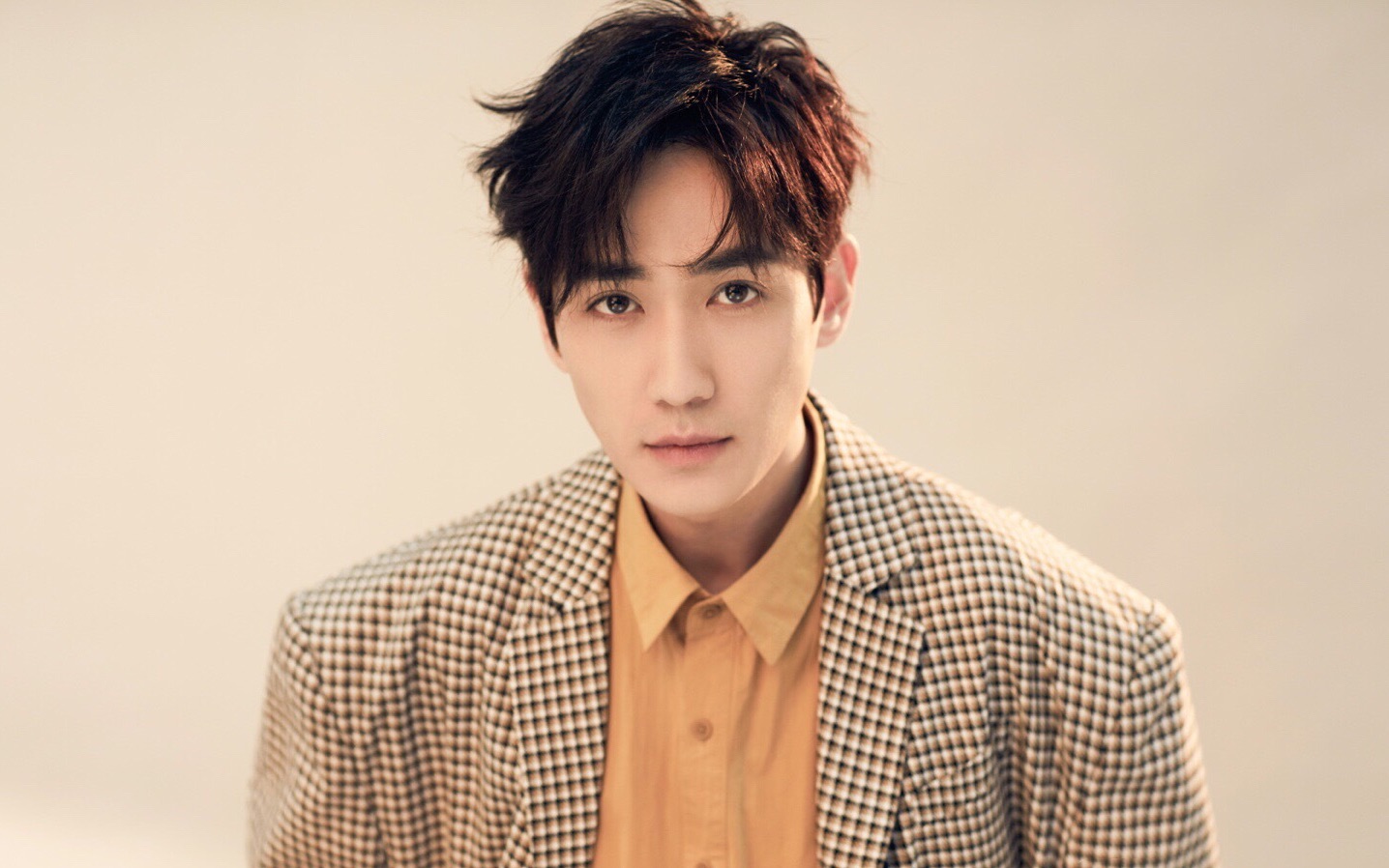 朱一龙时尚芭莎宣传视频单人剪辑