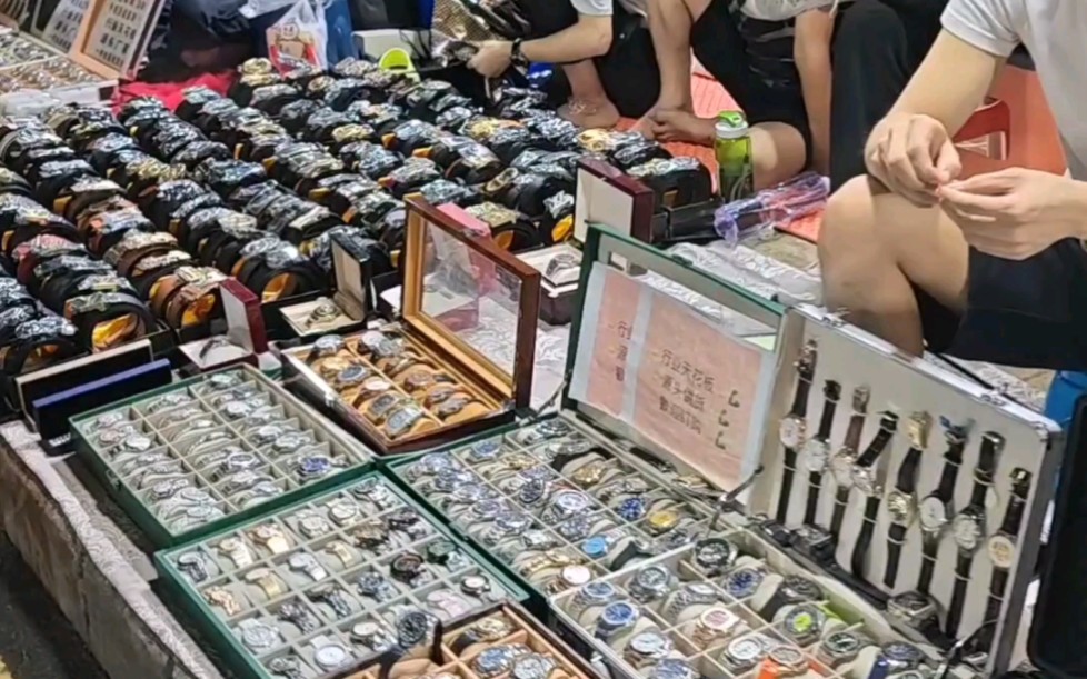 深圳华强北 "鬼市" 73一镜到底逛完78