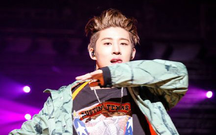 [图]【B.I金韩彬】I MISS YOU SO BAD — 160227 IKONCERT IN DAEGU by b