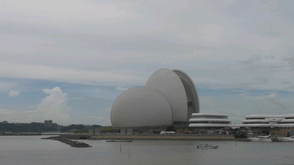 珠海日月贝风景描写图片