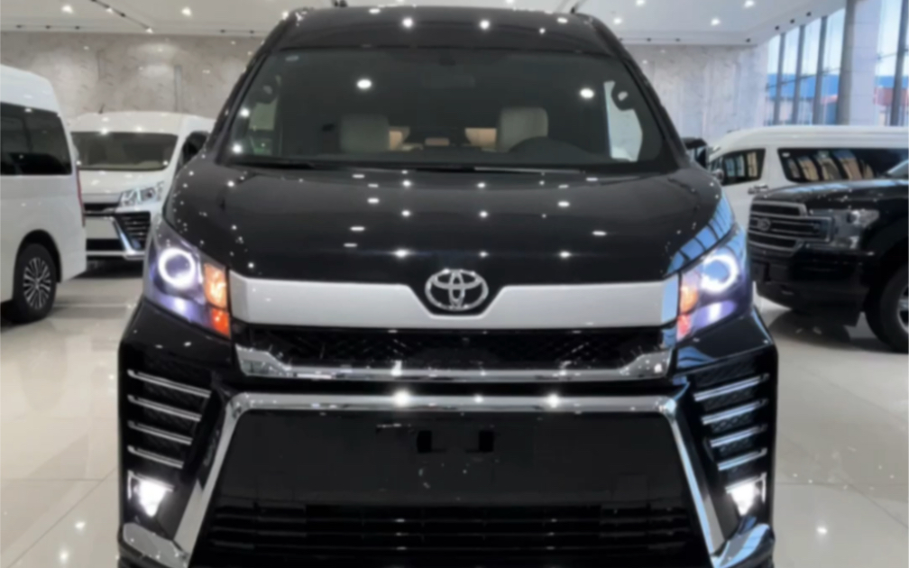 丰田海狮7座黑色_哔哩哔哩_bilibili