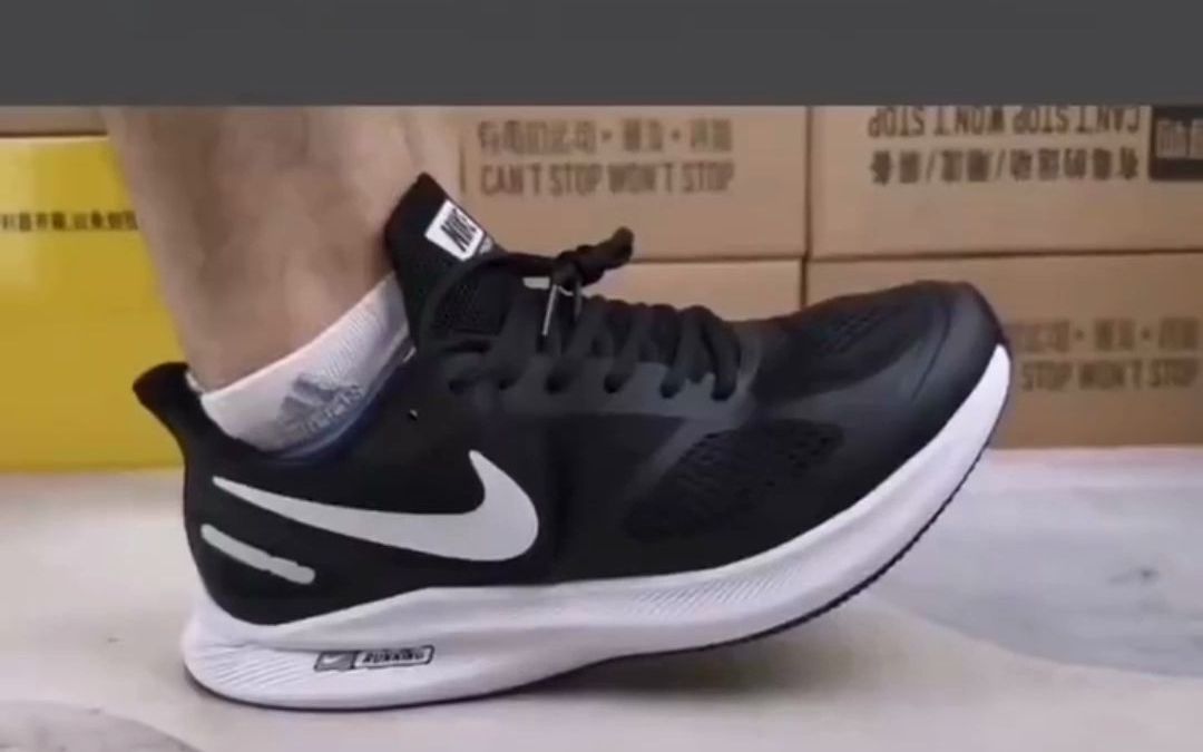 NIKE登月跑鞋哔哩哔哩bilibili