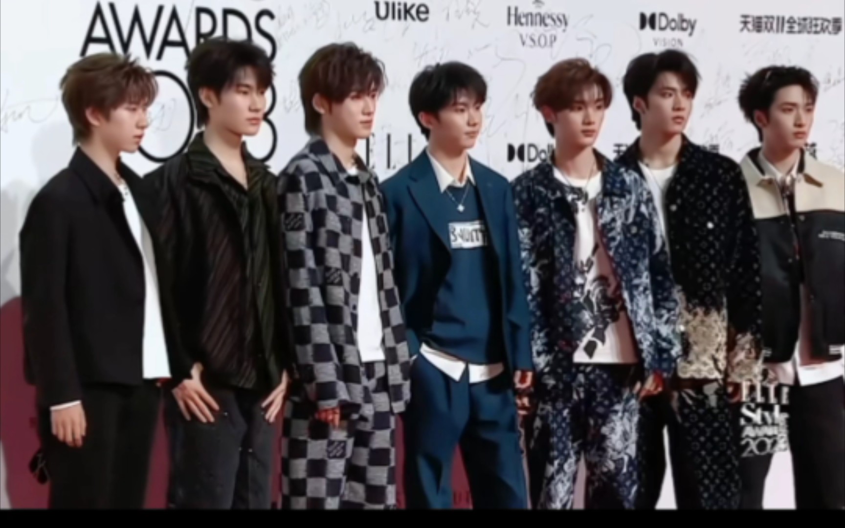 时代少年团#时代少年团亮相elle红毯#这造型太帅了