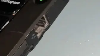 奉劝各位不要摸黑用电脑