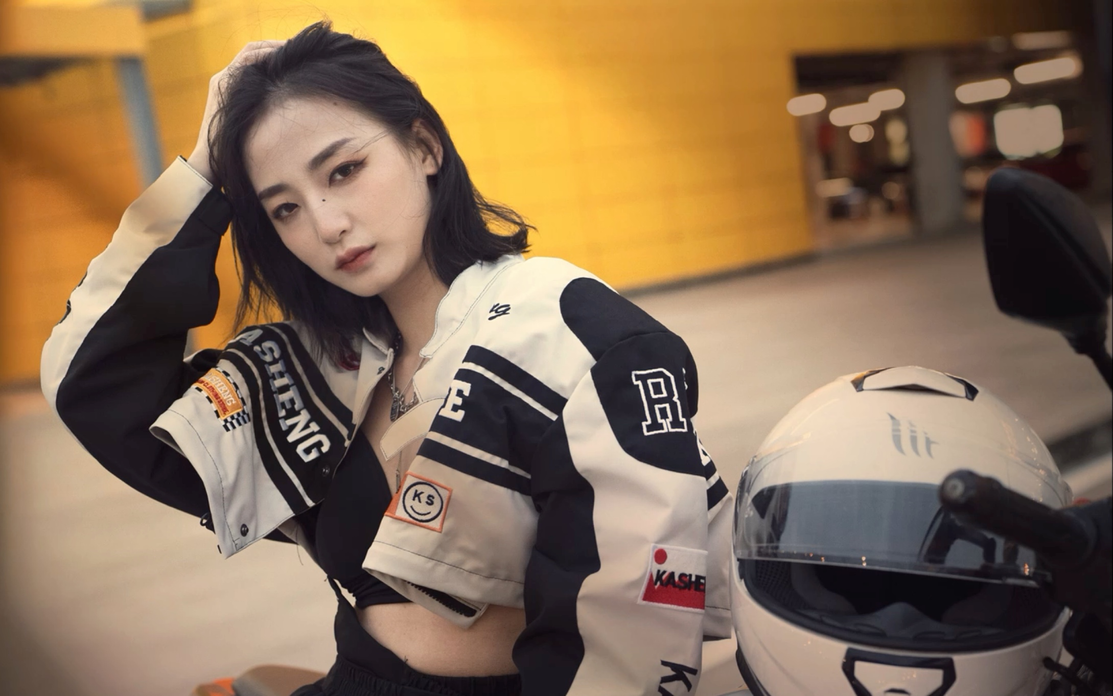 活动作品谁能拒绝一位超酷的机车小姐姐