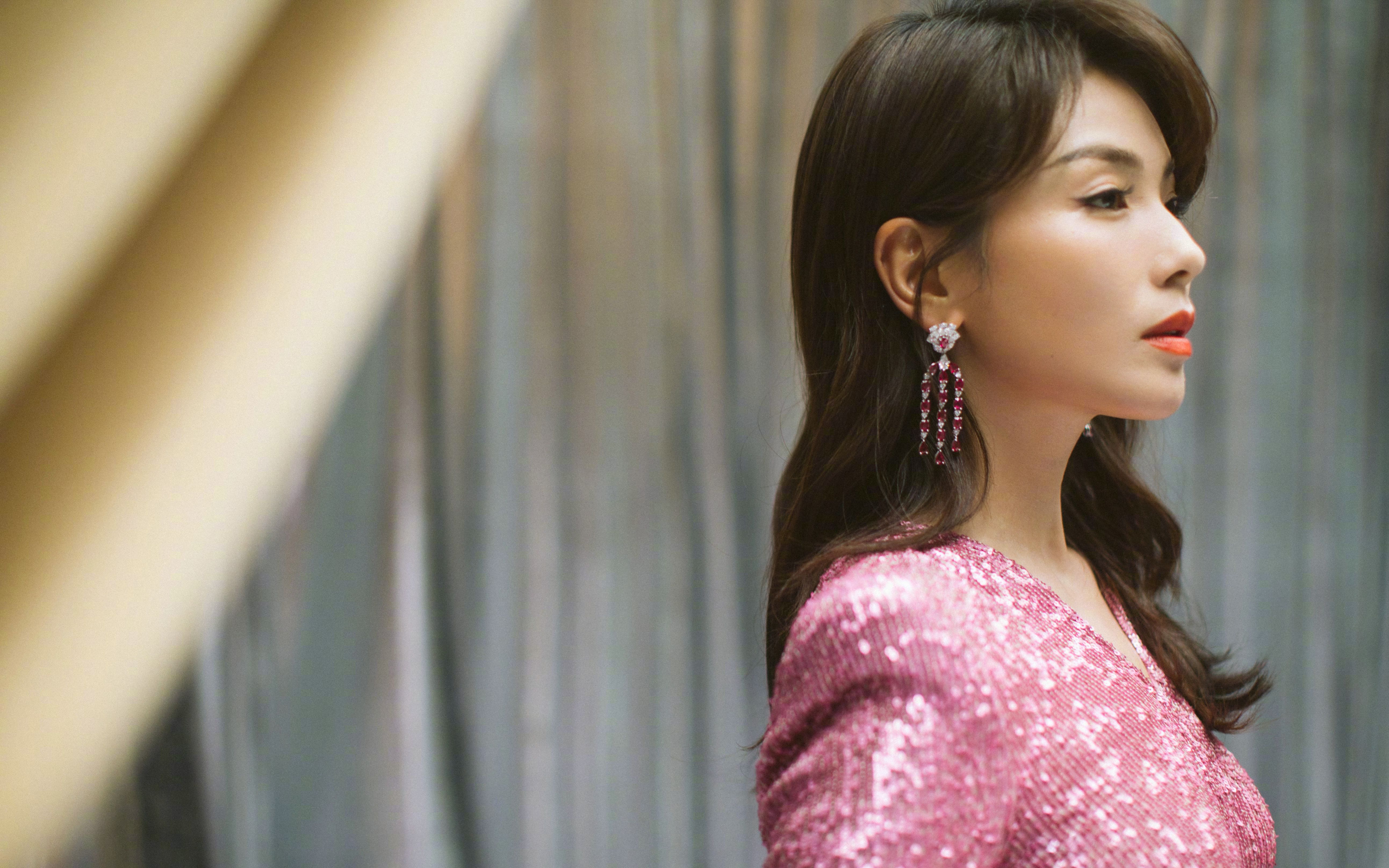 小坞观涛第047期刘涛白玉兰喜获殊荣新剧杀青惹人期待