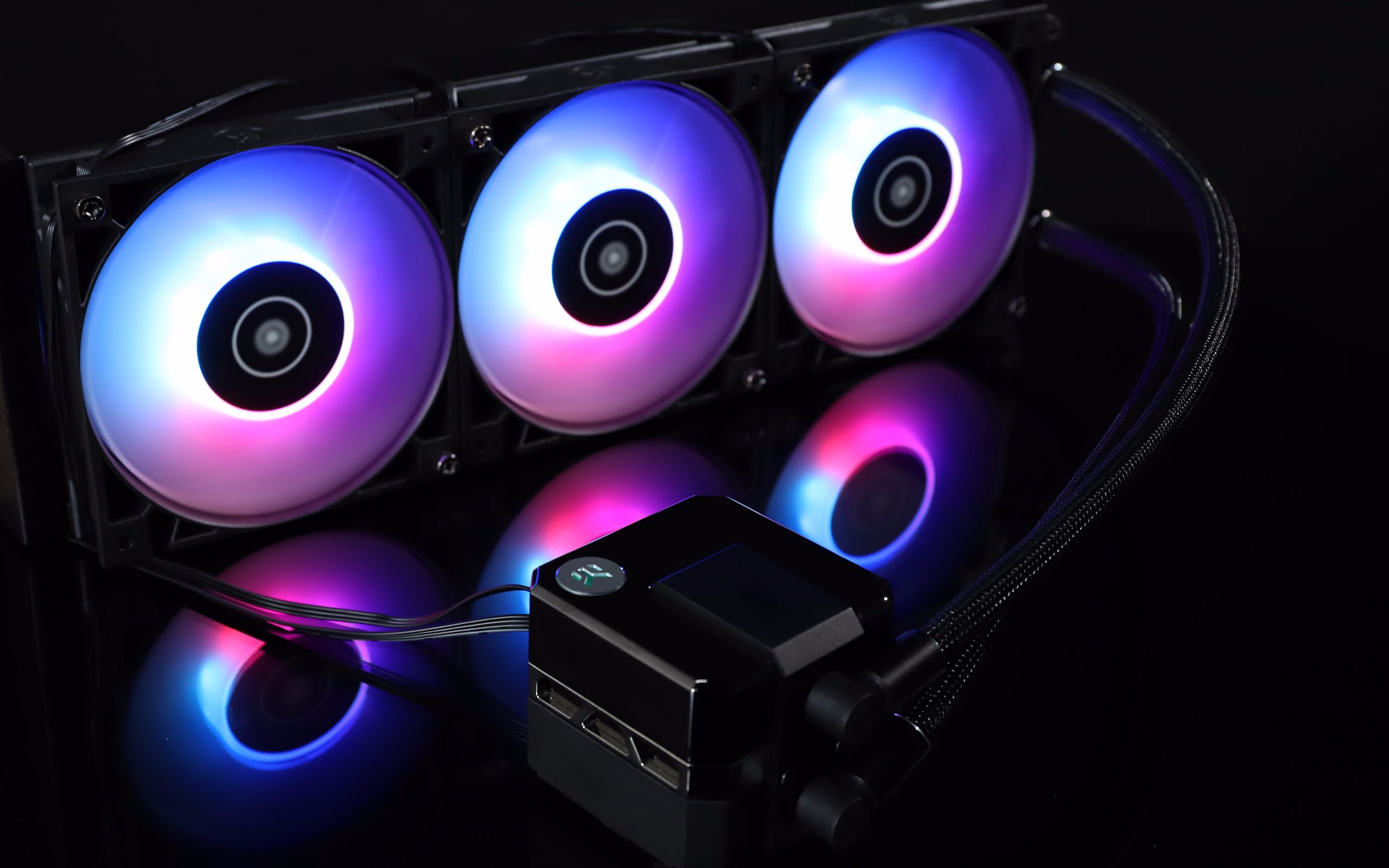 teclab极赏全球首曝火牌旗舰一体水冷的drgb魅力毅凯火力ultraaio360