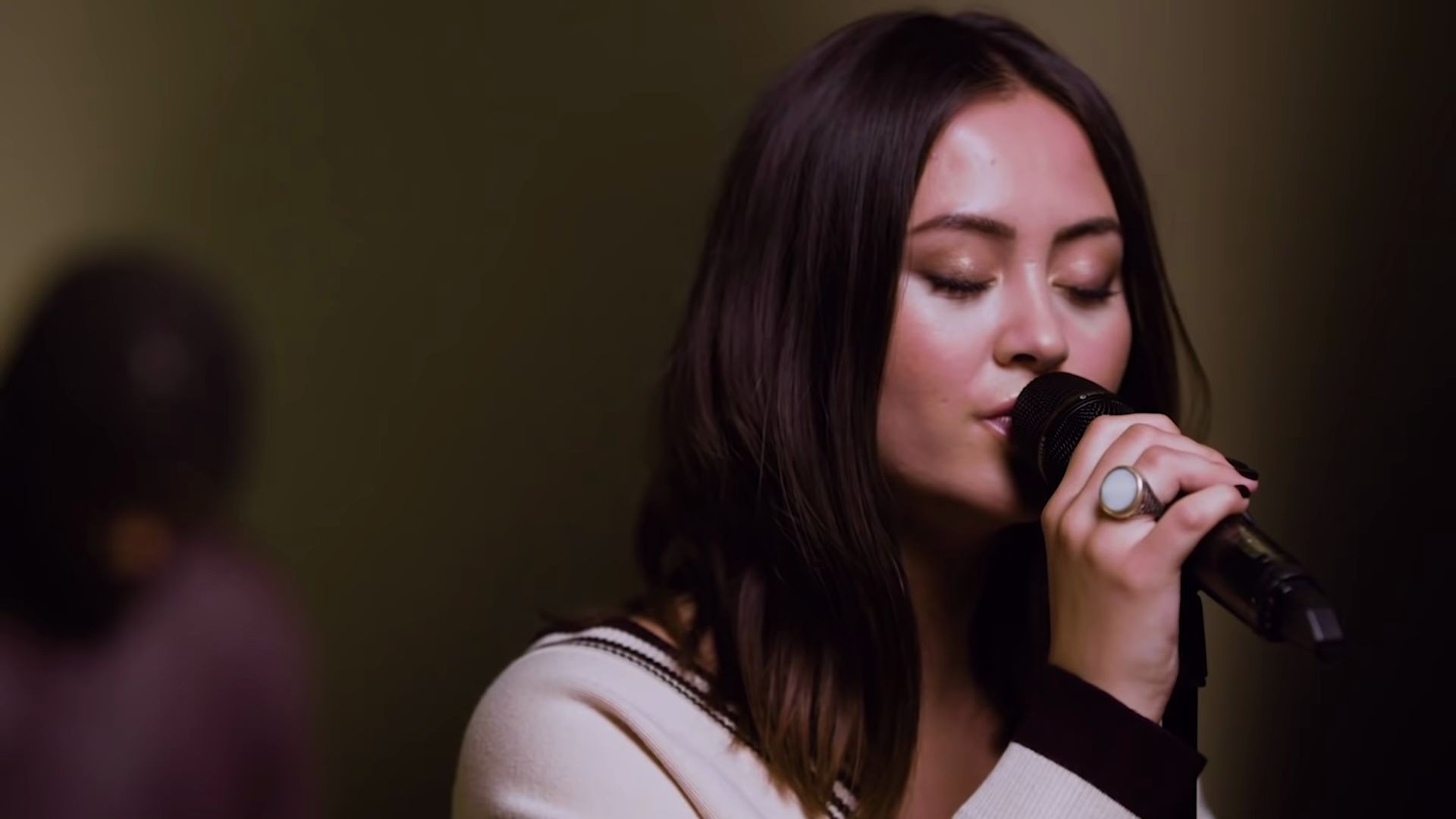 jasmine thompson & zedd – funny (stripped) [live]_哔哩哔哩 (゜