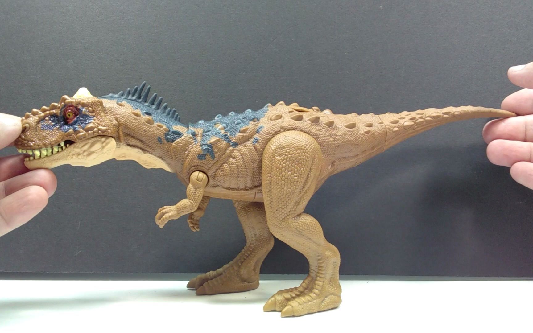 (转载)2022年美泰侏罗纪世界统治胜王龙评测