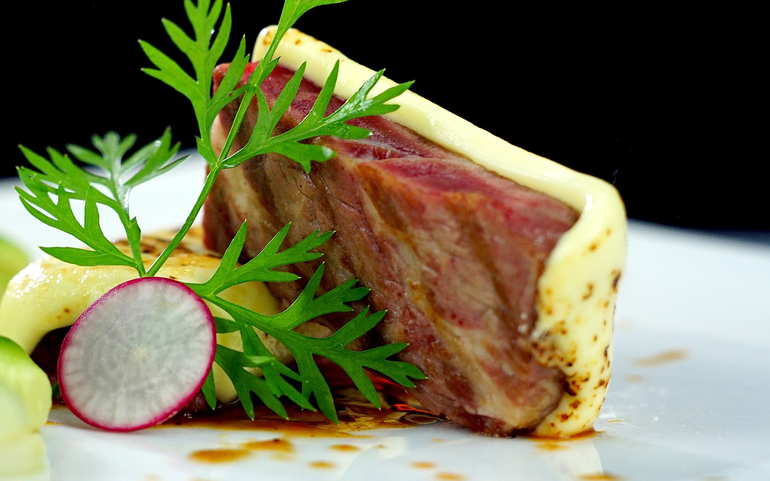 今年情人节,就做这个高逼格的炙烤芝士牛排,味道先不说颜值就足够秀色