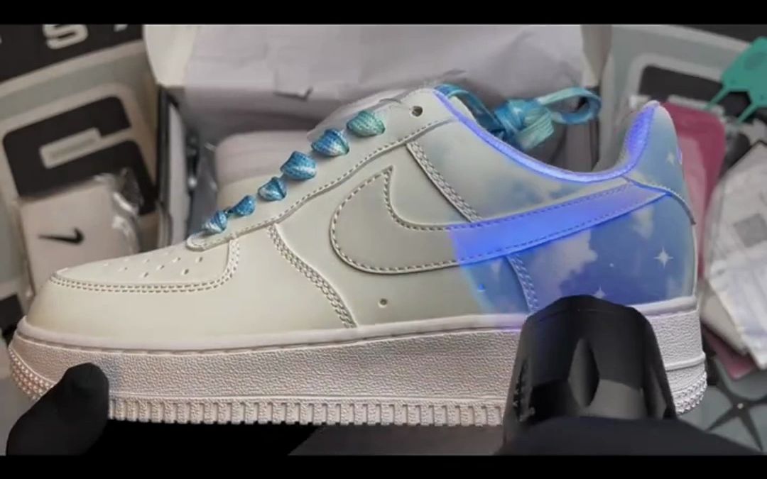 air force热感应晴天蓝,又有新意又好看的鞋子你喜欢吗