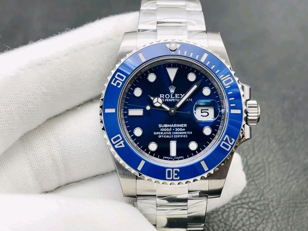 劳力士蓝水鬼系列,40mm机械表