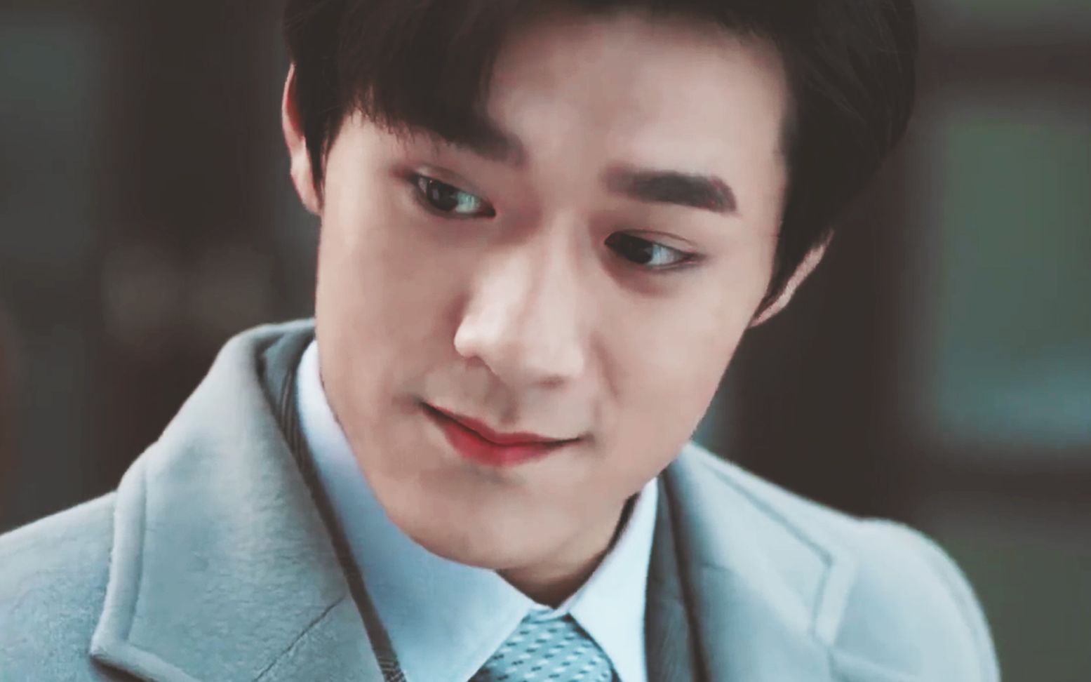 【易柏辰|叶以辰】第三十八年夏至 | 衣香鬓影掩过了几声叹息,冷眼看