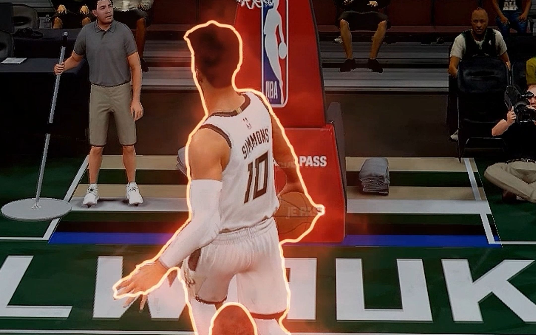 2kol2:卡罗琳娜扣篮是我认为最好看的单手扣篮包