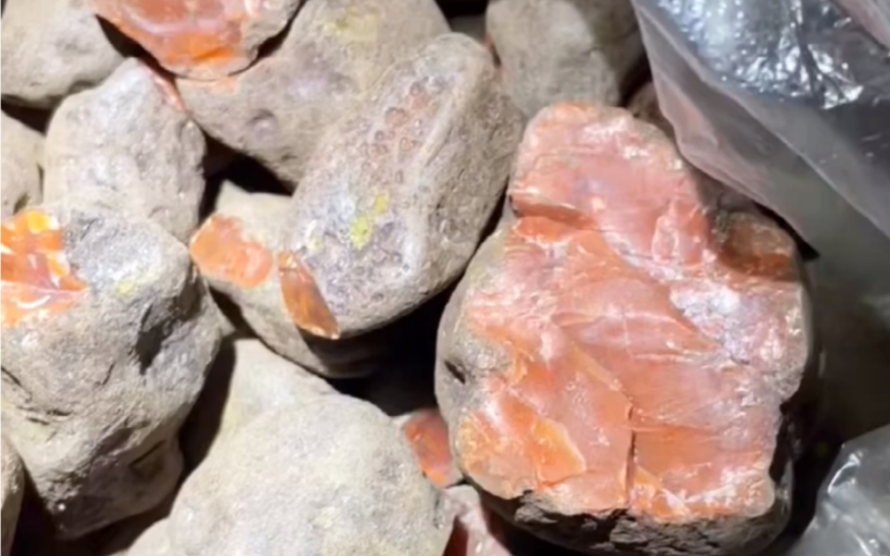 南红原石论斤卖!