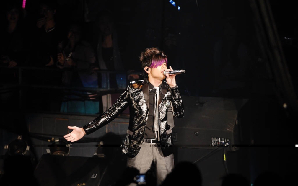 周杰伦2008北京演唱会现场演绎《千山万水》_哔哩哔哩_bilibili