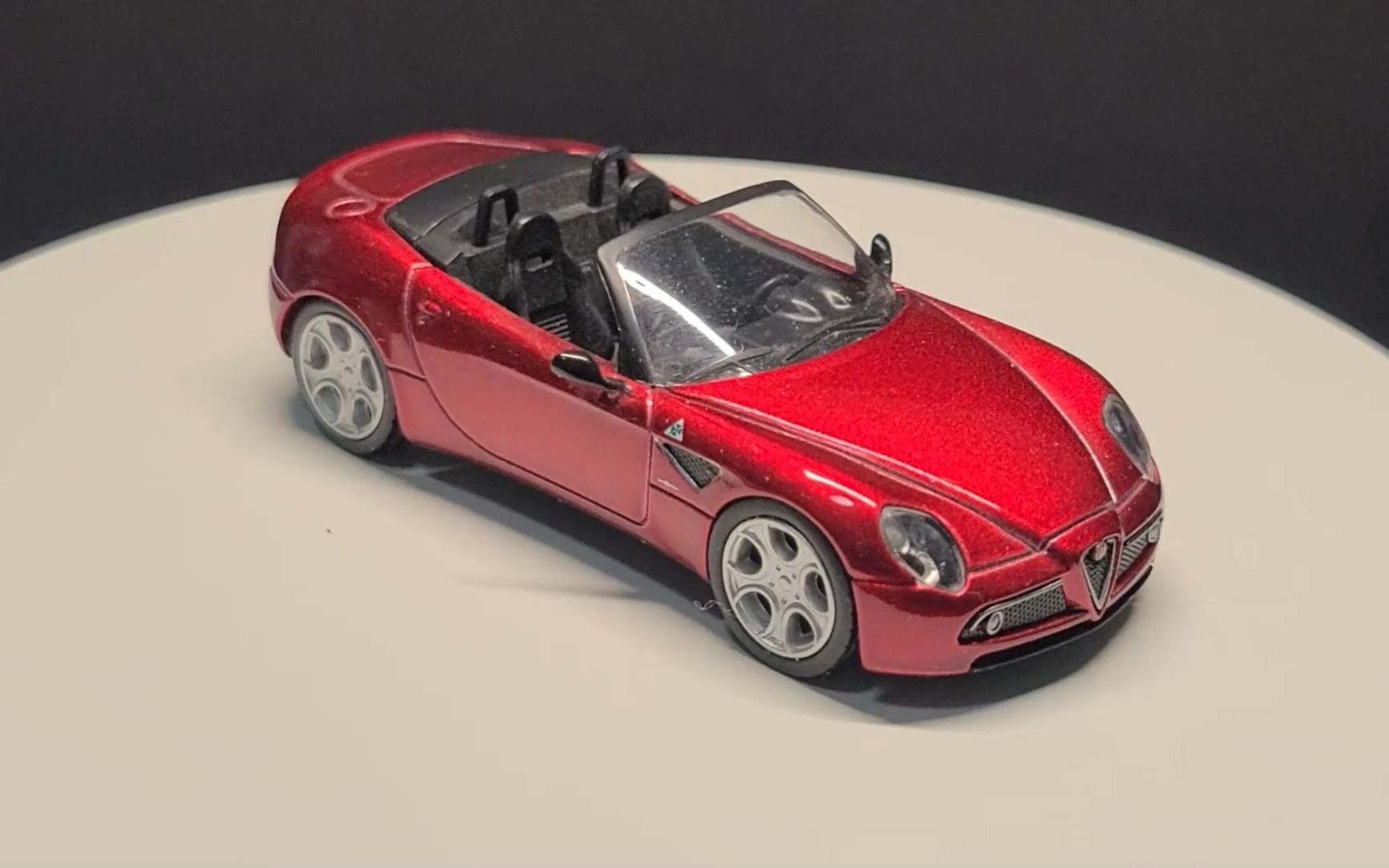 kyosho 64比例 阿尔法罗密欧 8c车模_哔哩哔哩_bilibili