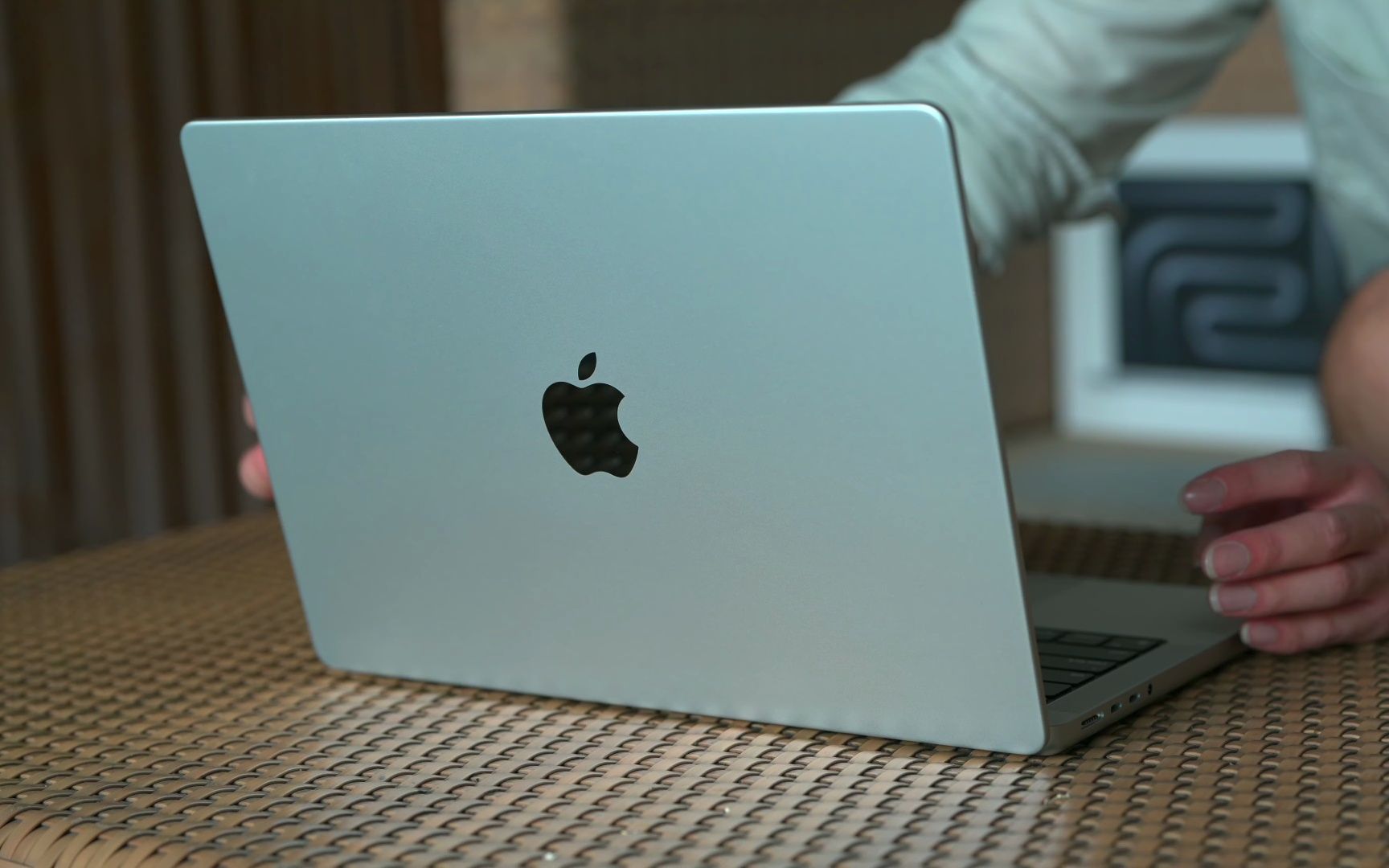 【首發開箱】14吋 apple m3 macbook pro 全方向評測:m3 cpu_gpu 效能