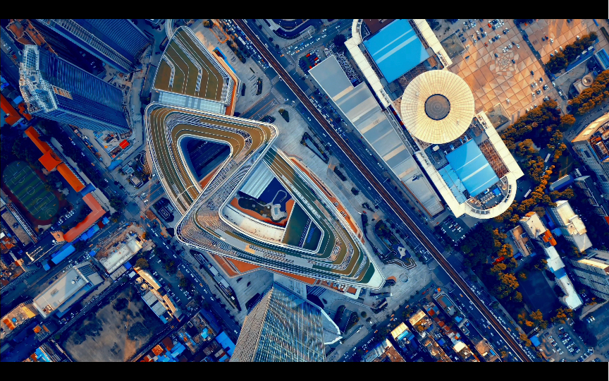 杜比视界大疆mini3pro航拍武汉恒隆广场带你漂移飞行