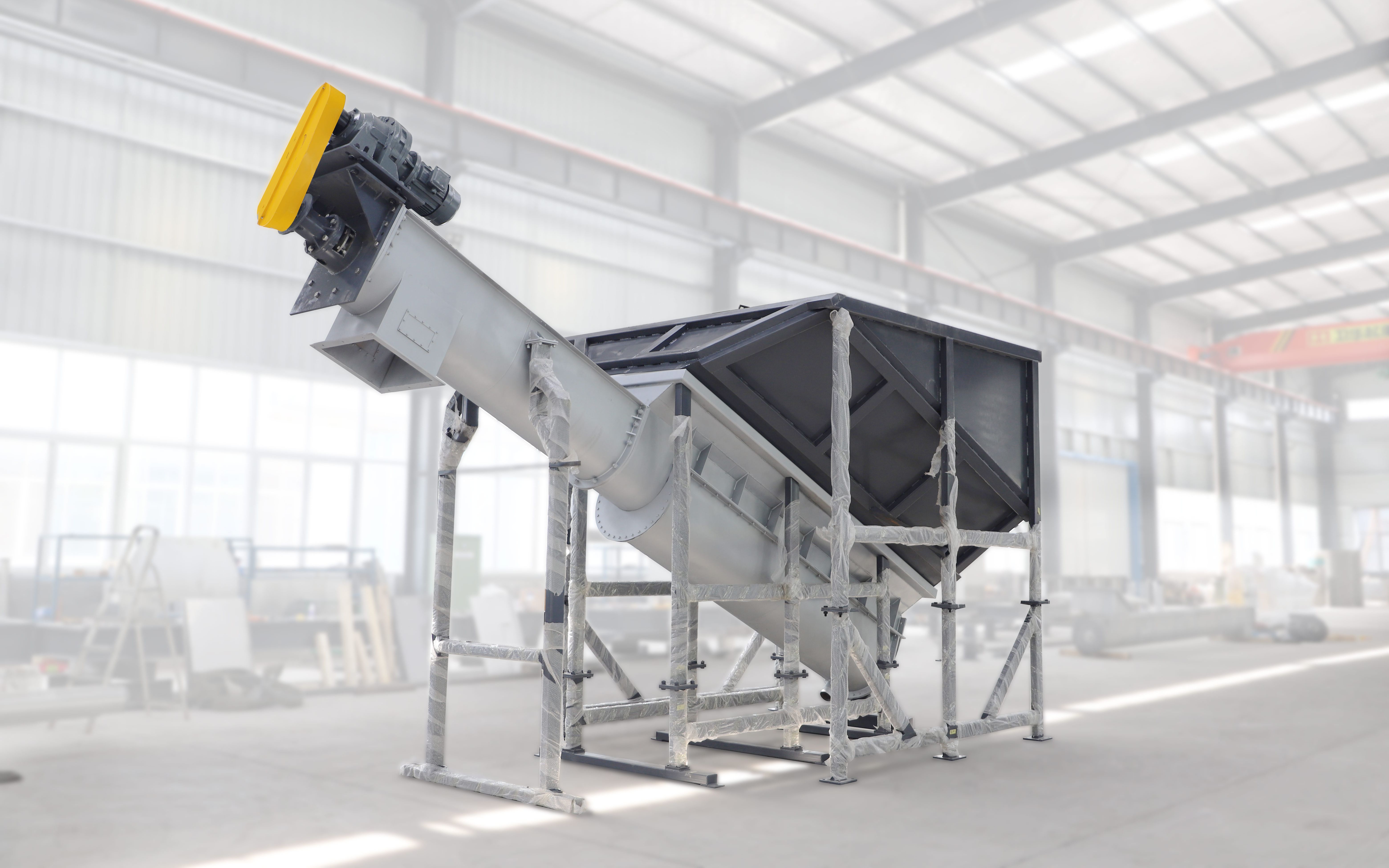 餐厨垃圾集料仓,餐厨垃圾处理设备及其投料仓,餐厨垃圾脱水机料仓收集