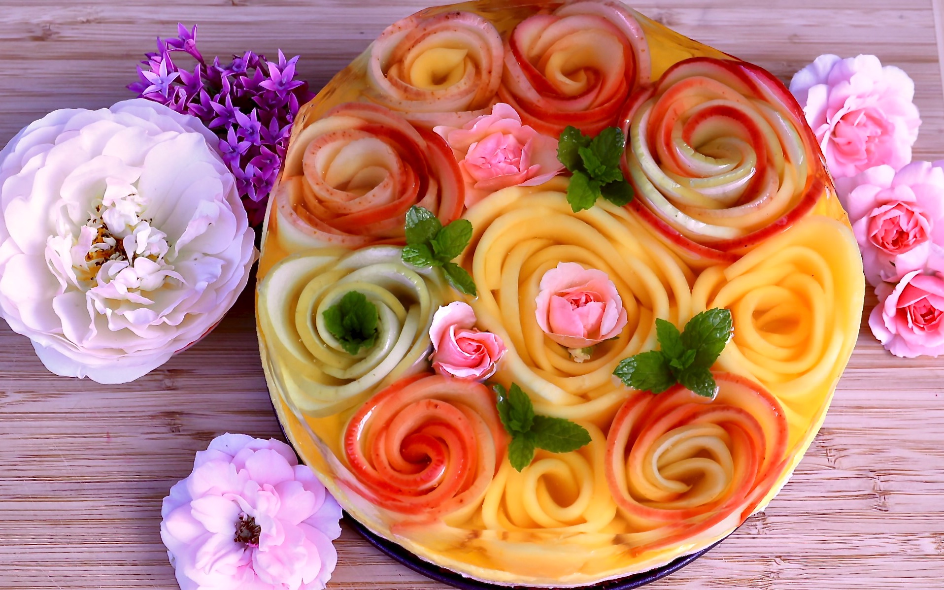 水果玫瑰花,酸奶慕斯蛋糕 fruit rose, berry yogurt mousse cake