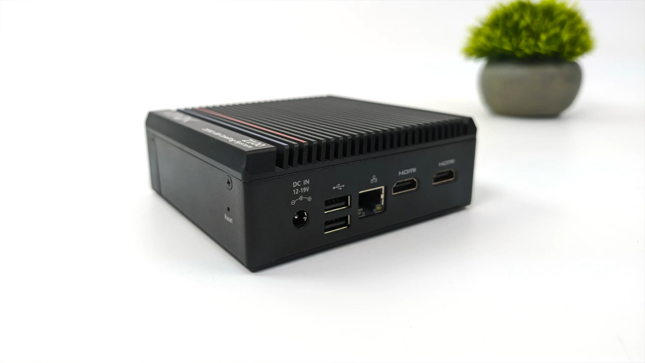 minix neo z100 0db 全新完全静音低功耗 windows 11 迷你电脑