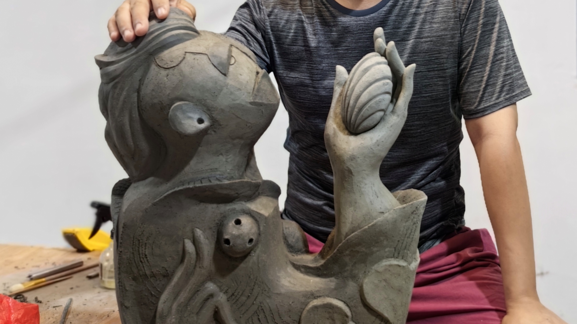 盘泥条作为一种常用技法,在非同心圆类