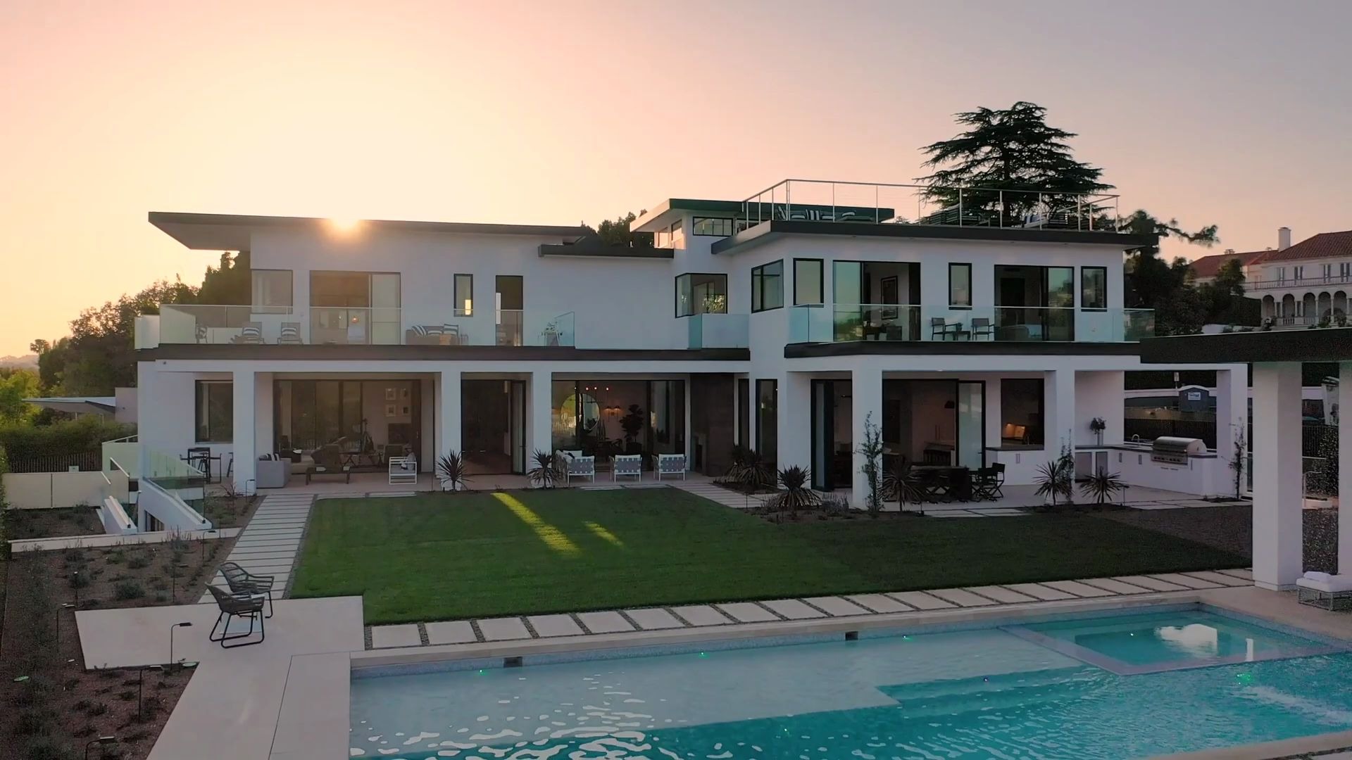 【royal estate luxuries】比佛利山庄价值2800万美元的豪宅 豪华房