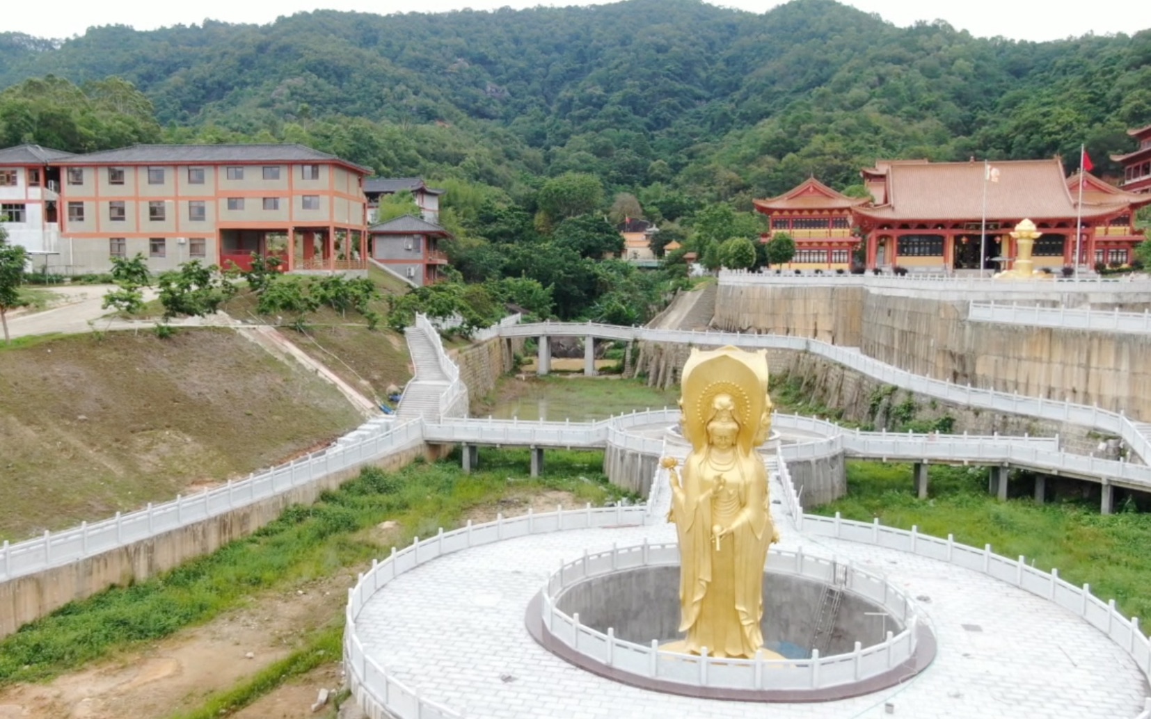 航拍揭西县钱坑望天狮山石灵寺哔哩哔哩bilibili