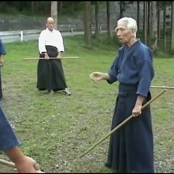 神道夢想流 枝道教範 神道夢想流杖道教範 (1976年) |本 | 通販 | Amazon