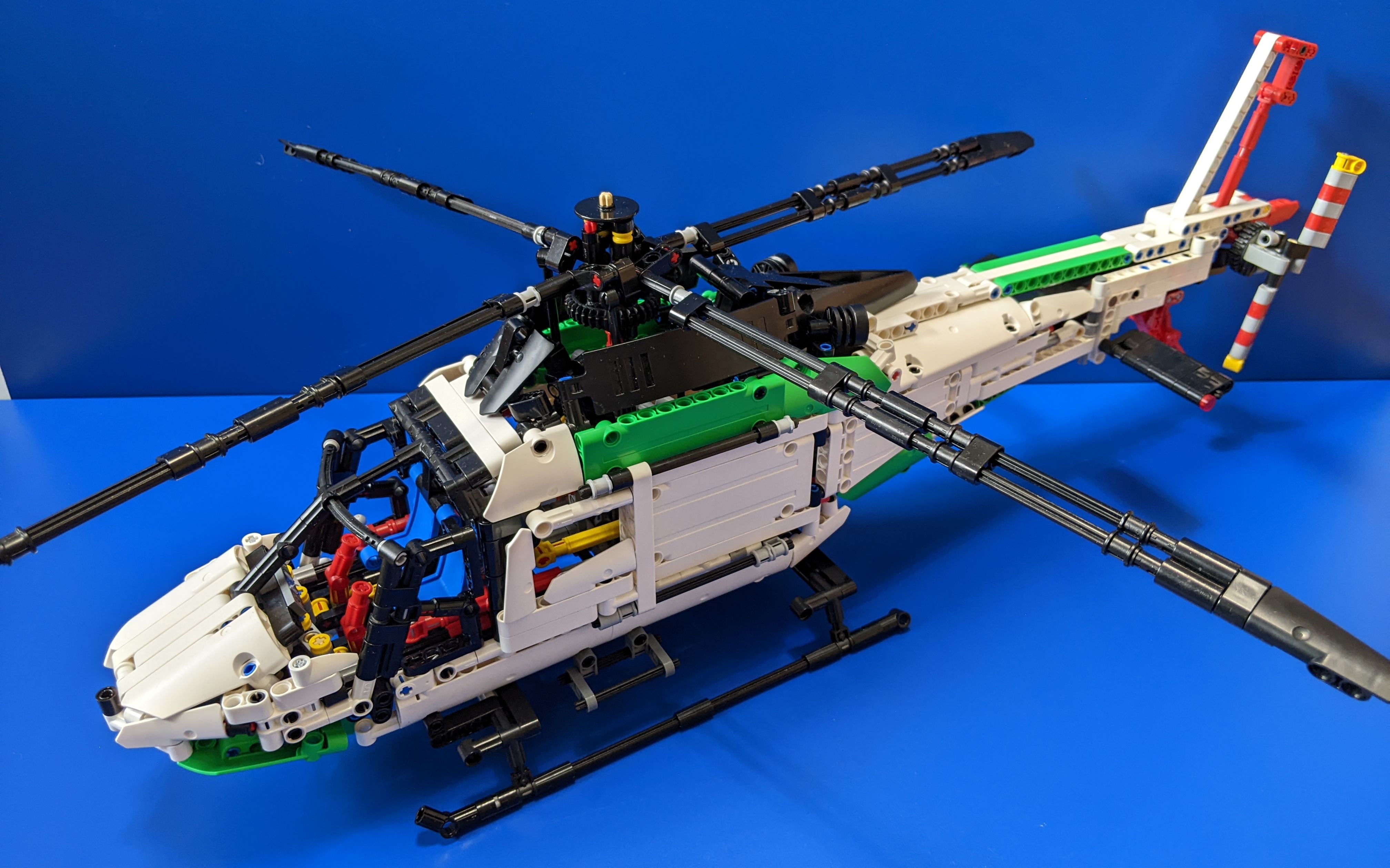 直升机 阿古斯塔 aw119 考拉 lego乐高 technic科技/机械 moc