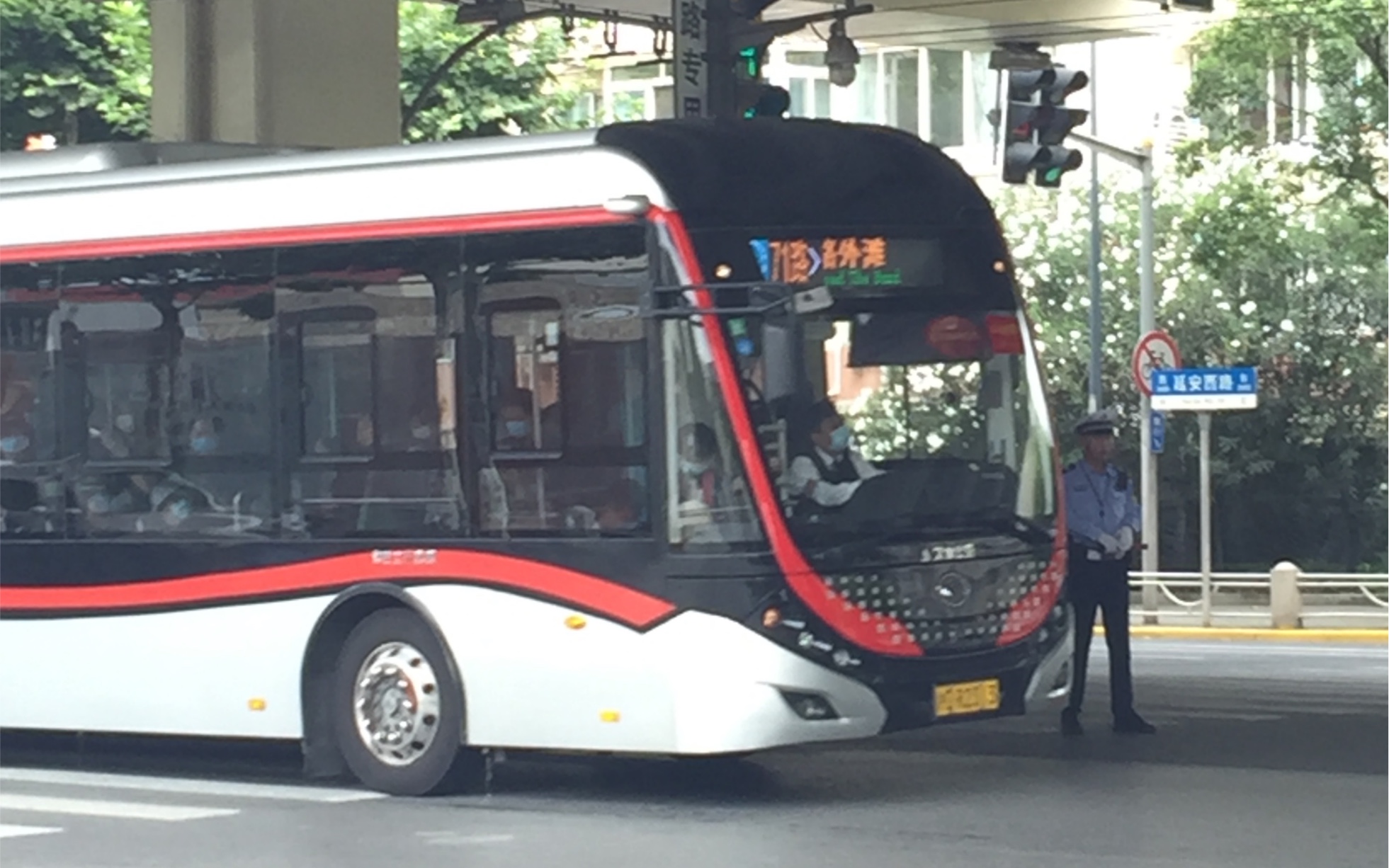 上海公交71路日常串车