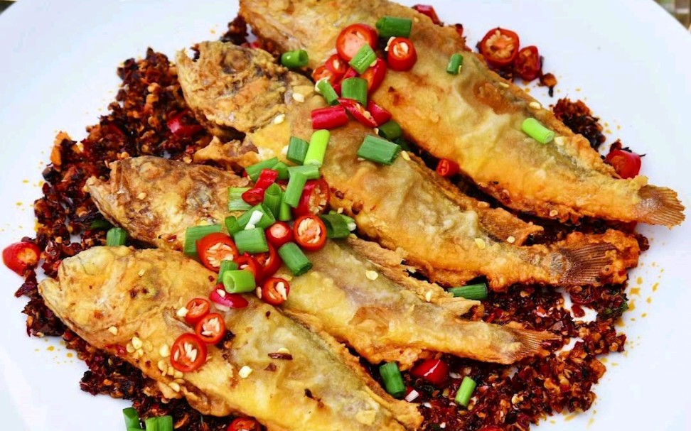 功夫麻辣小黄鱼