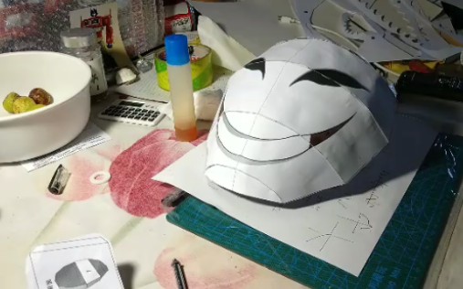 折纸制作名侦探柯南中暗夜男爵的纸面具