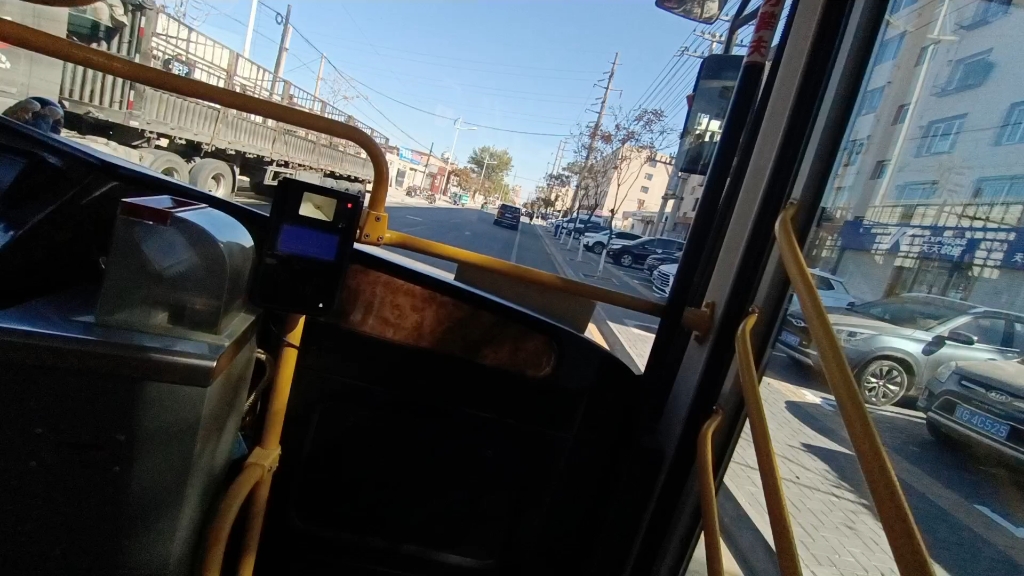 凌海1路公交车视频