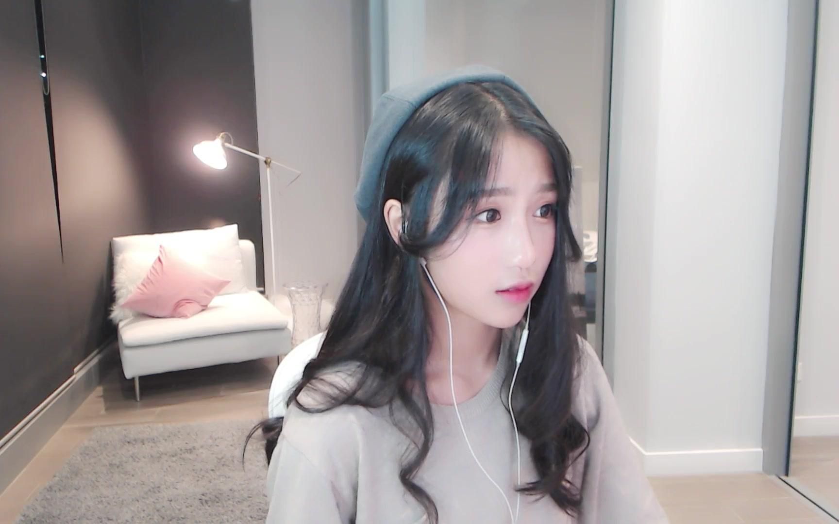 小深深儿看鱼乐盛典吐槽大师上线