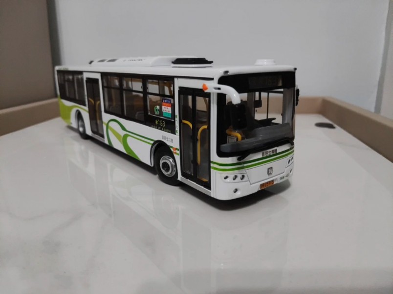 1:43比例上海公交763路申沃方块swb6116hg模型