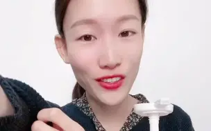 Tải video: 皮肤干燥掉皮发痒的朋友可以入手一瓶#美白身体乳，淡淡清香很好闻