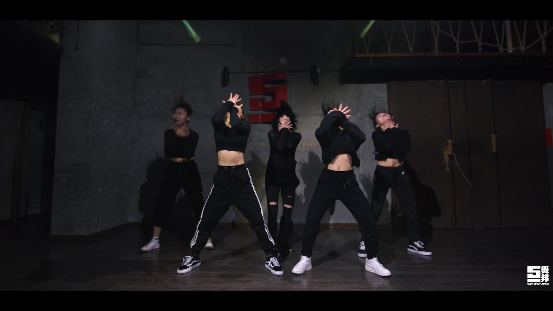 sinostage舞邦小姐姐超级美性感兔小跳编舞