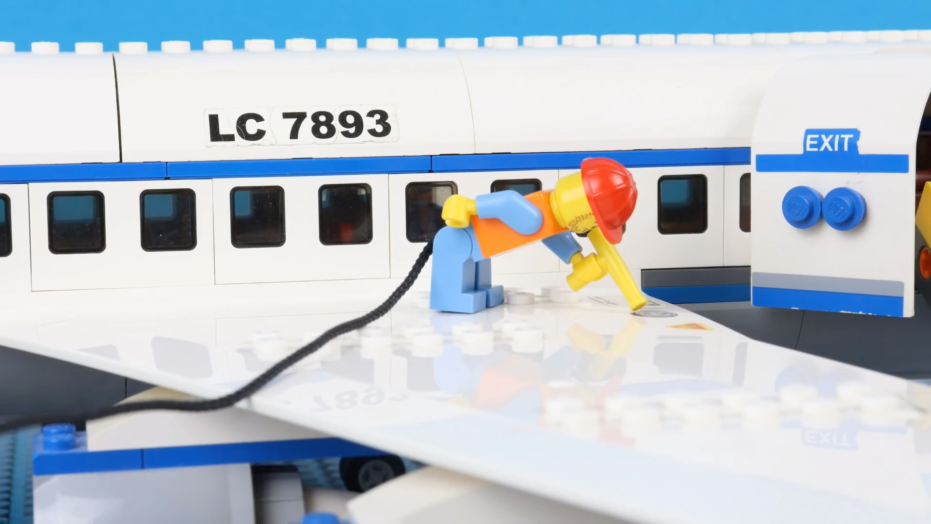 乐高小发生空难乐高人能否幸免于难