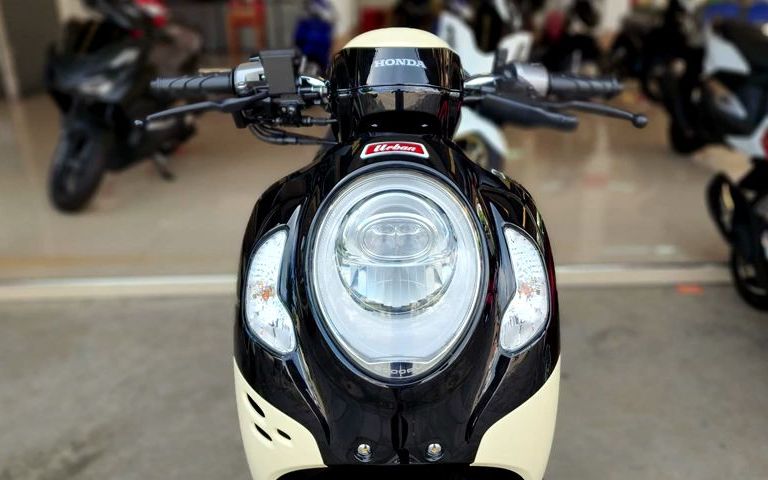 2022新款本田scoopy城市