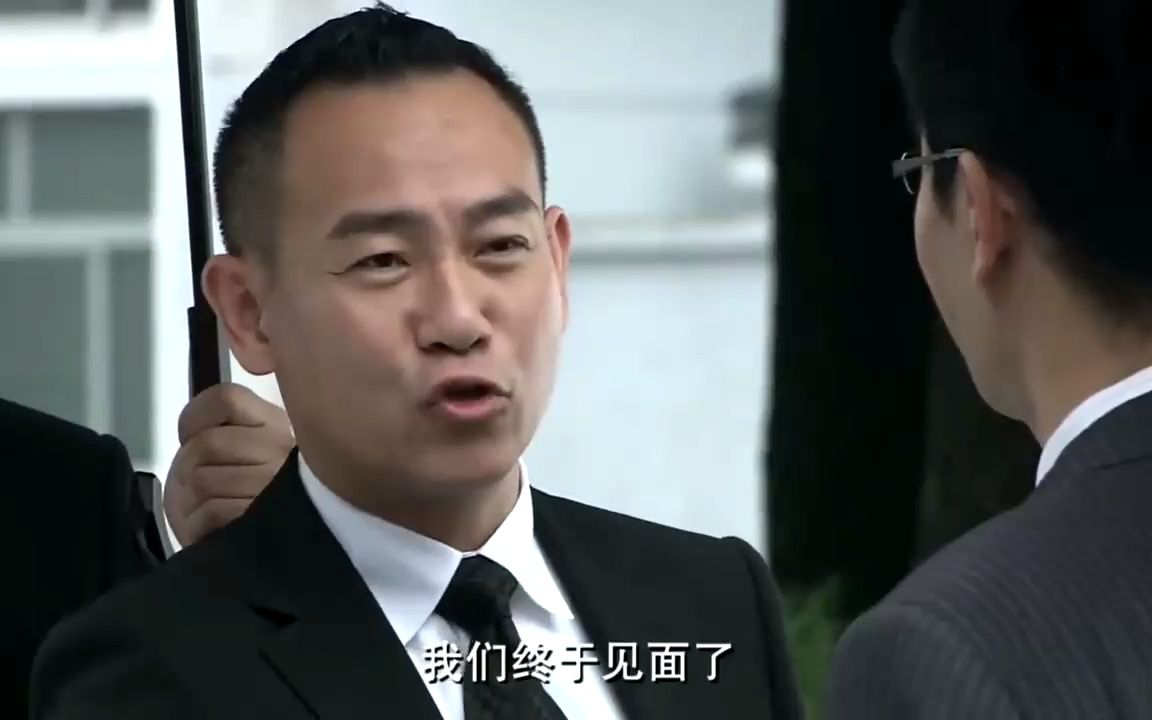 [图]金枝：亿万富婆去世，葬礼上众人忙争遗产，结果继承人竟是儿媳